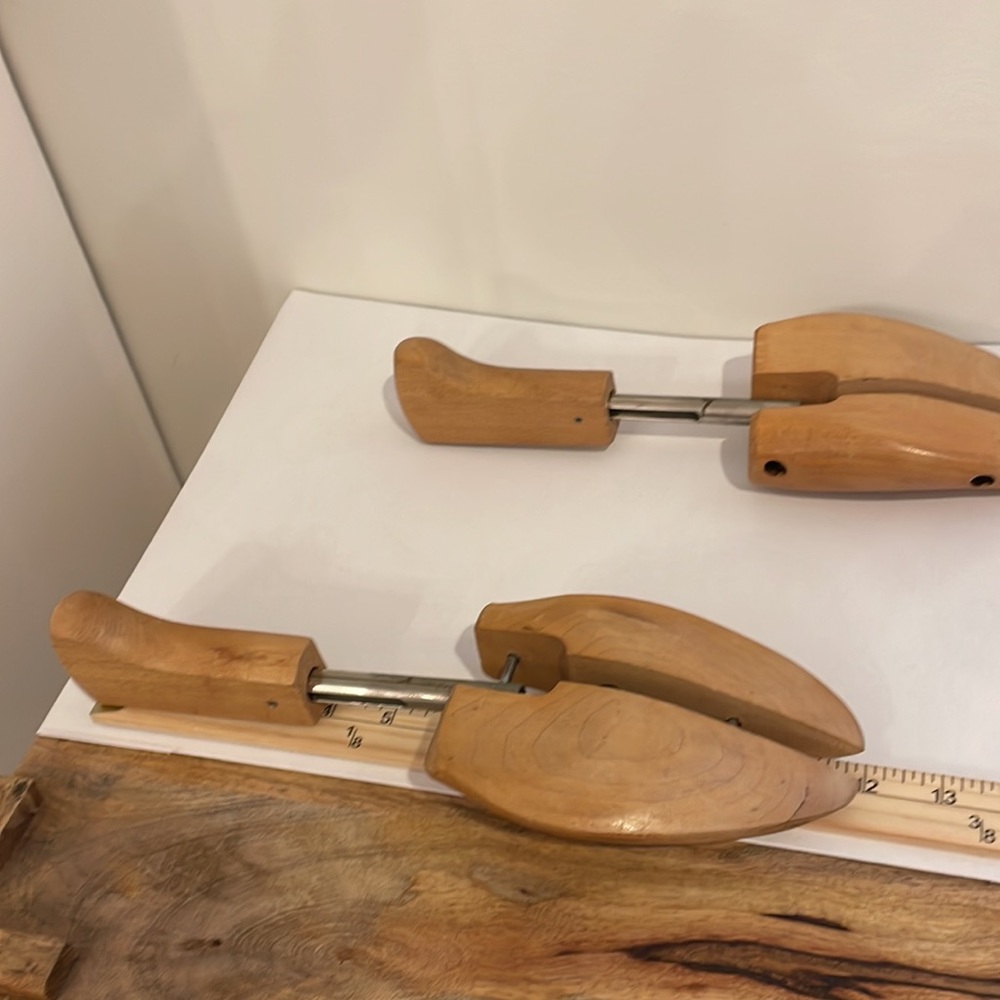Vintage Wooden Metal Shoe Keepers Rochester Tree Co. Split Toe Stretch - Picture 6 of 7